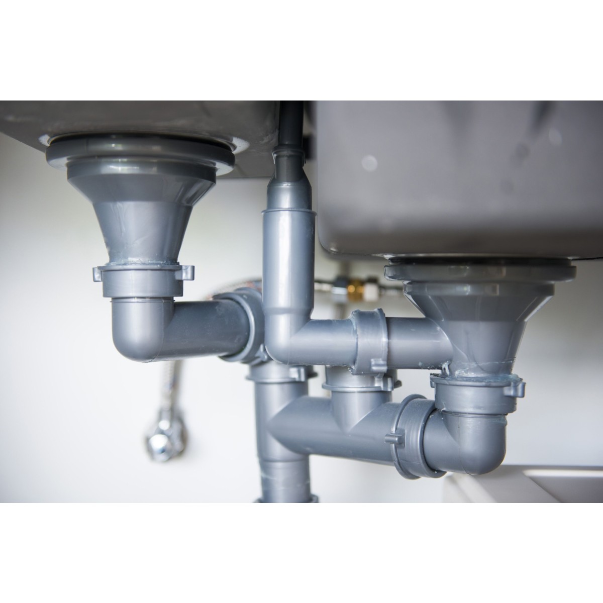 Maston Seal – mastic de etanșare alb pentru lucrări de construcții și reparații